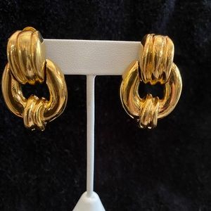 VTG. Clip On Earrings Door Knockers